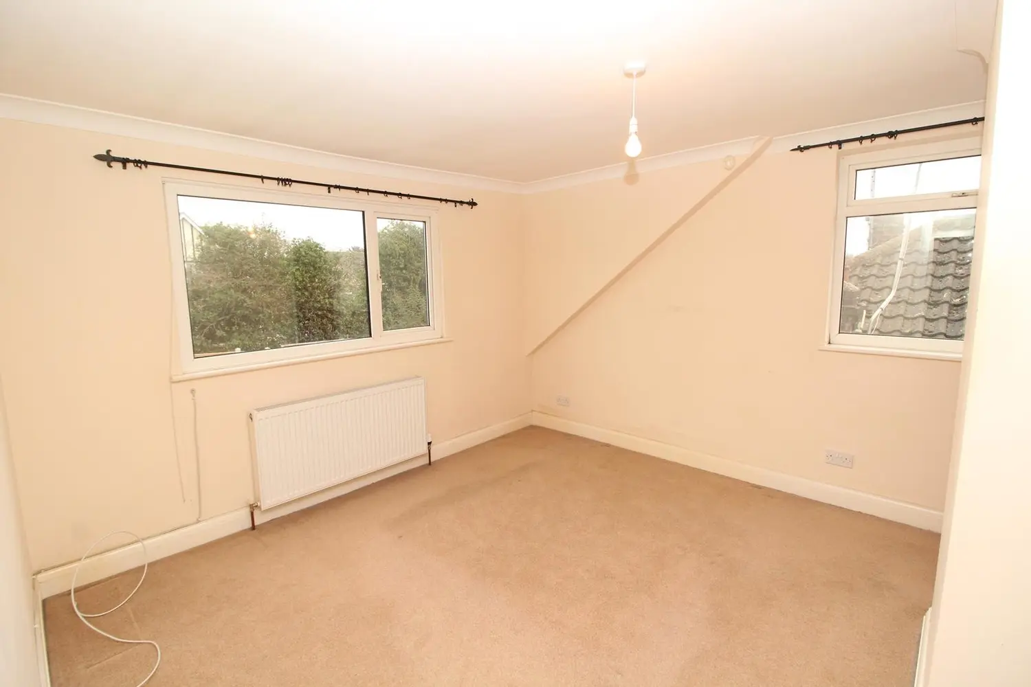 House The Meadows in Brentwood