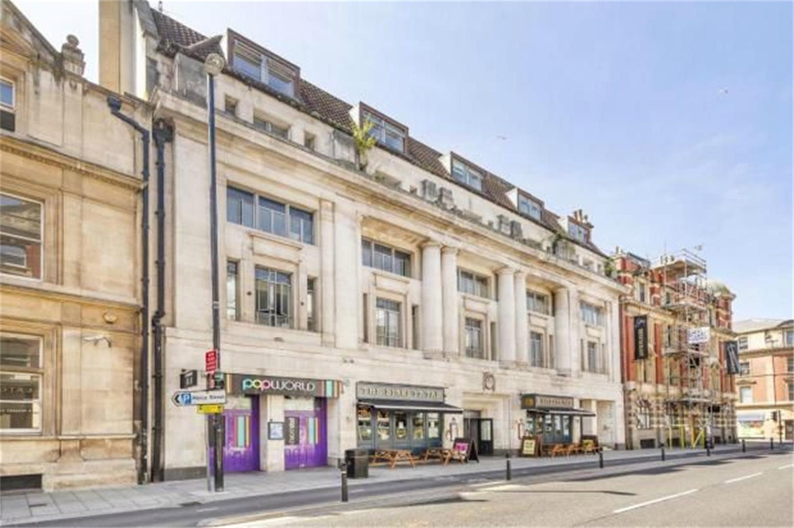 Flat Baldwin Street in Bristol