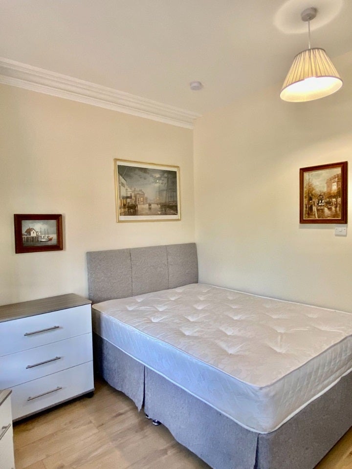 Room Portswood Road in Southampton