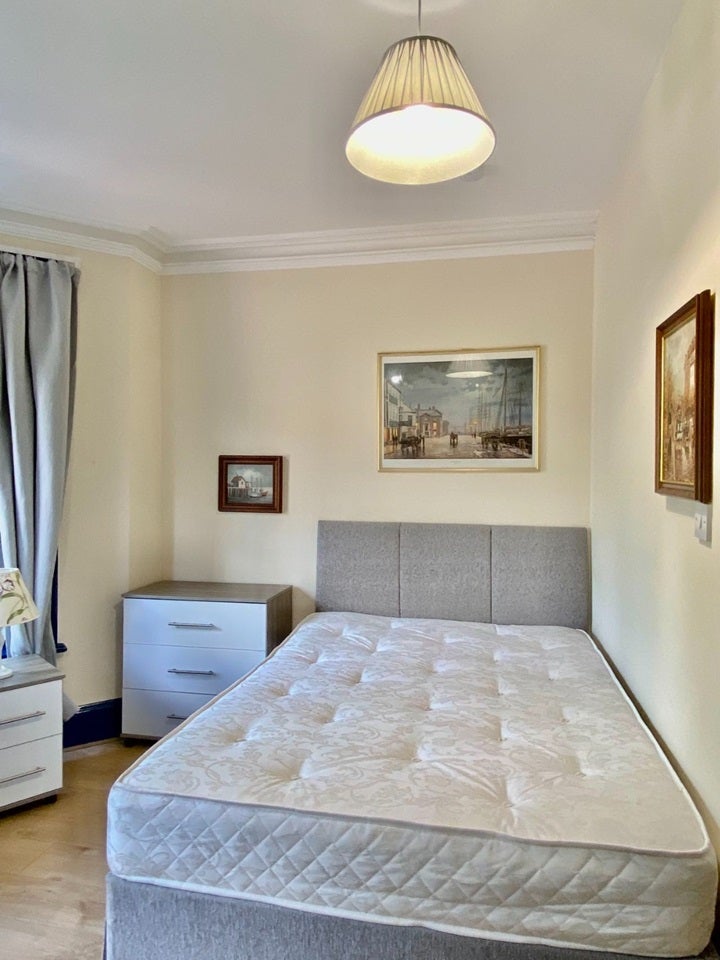 Room Portswood Road in Southampton