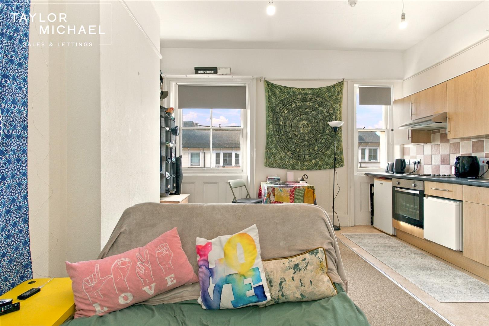 Flat St Aubyns in Portslade by Sea