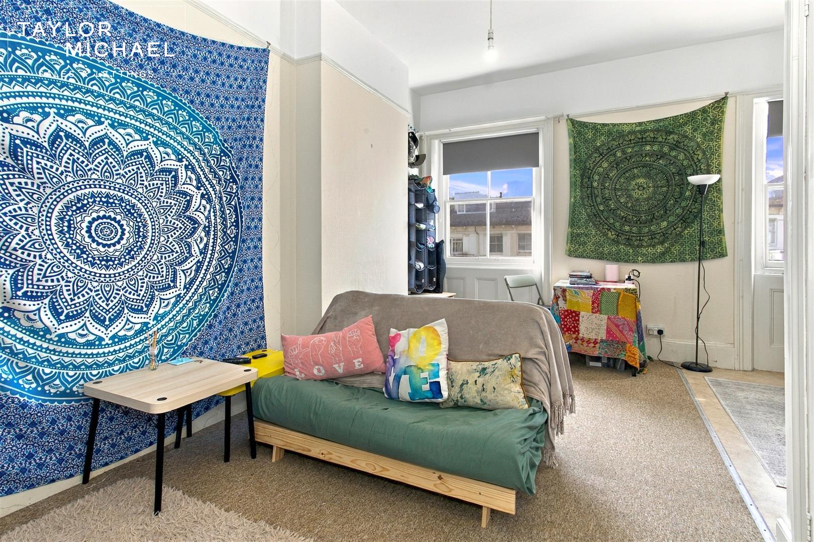 Flat St Aubyns in Portslade by Sea