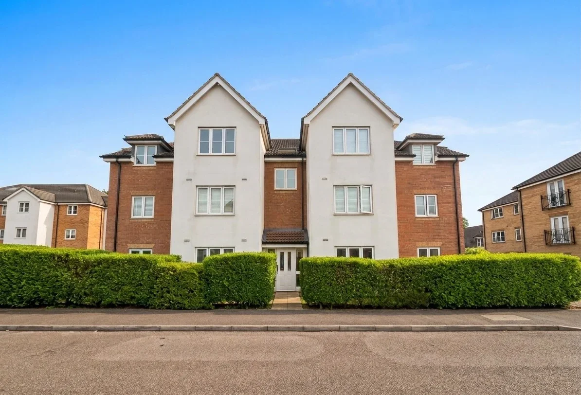 Flat Gregory Gardens in Northampton