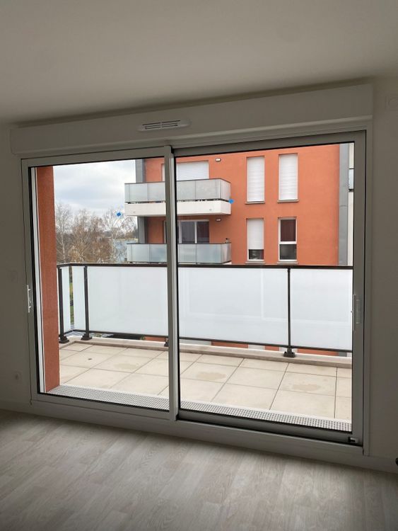 Flat Rue Jean Ferrat in Saint-Jean-de-la-Ruelle