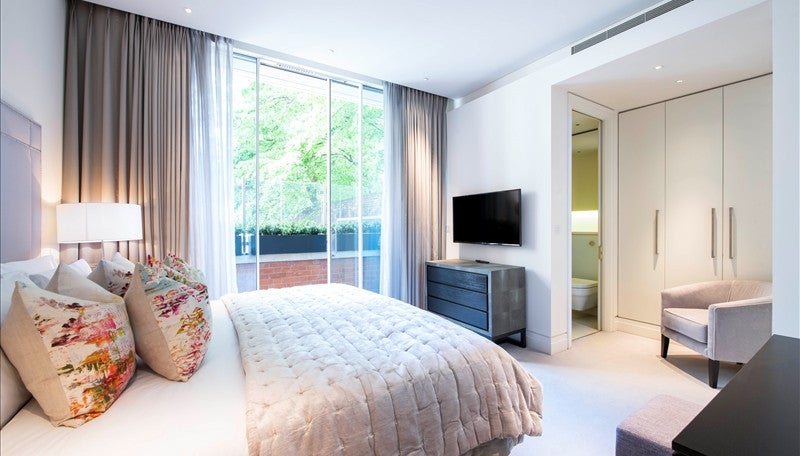 Flat North Audley Street in City of Westminster