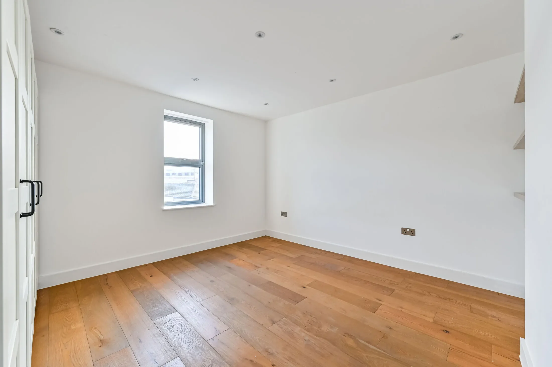 Flat York Way in Greater London