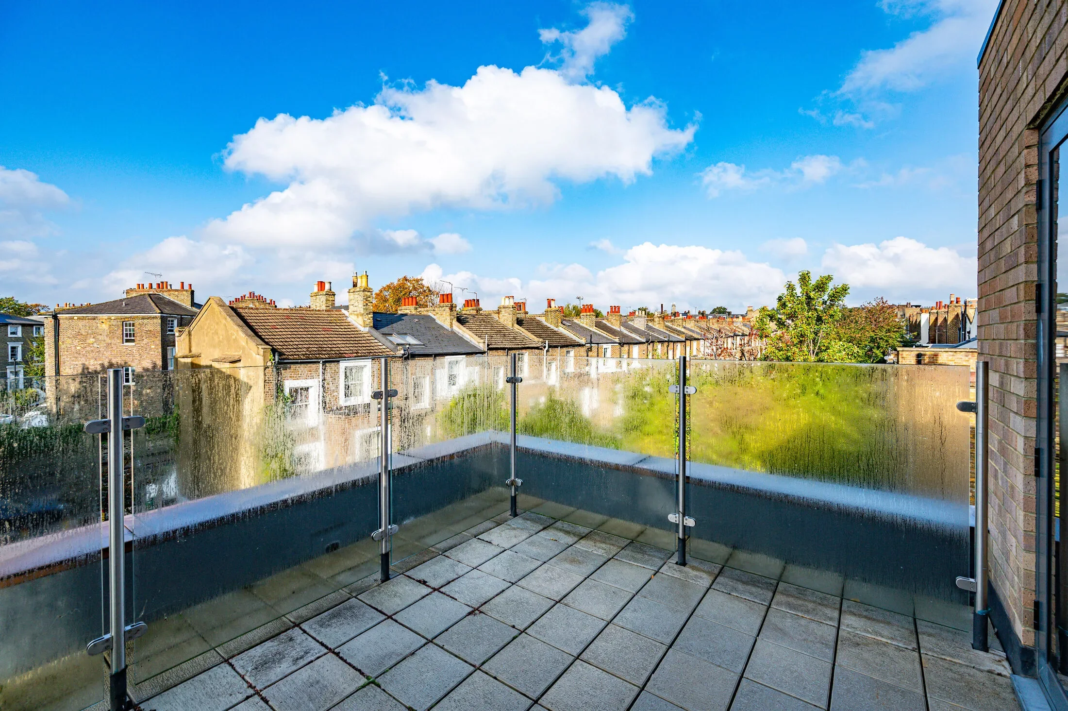 Flat York Way in Greater London