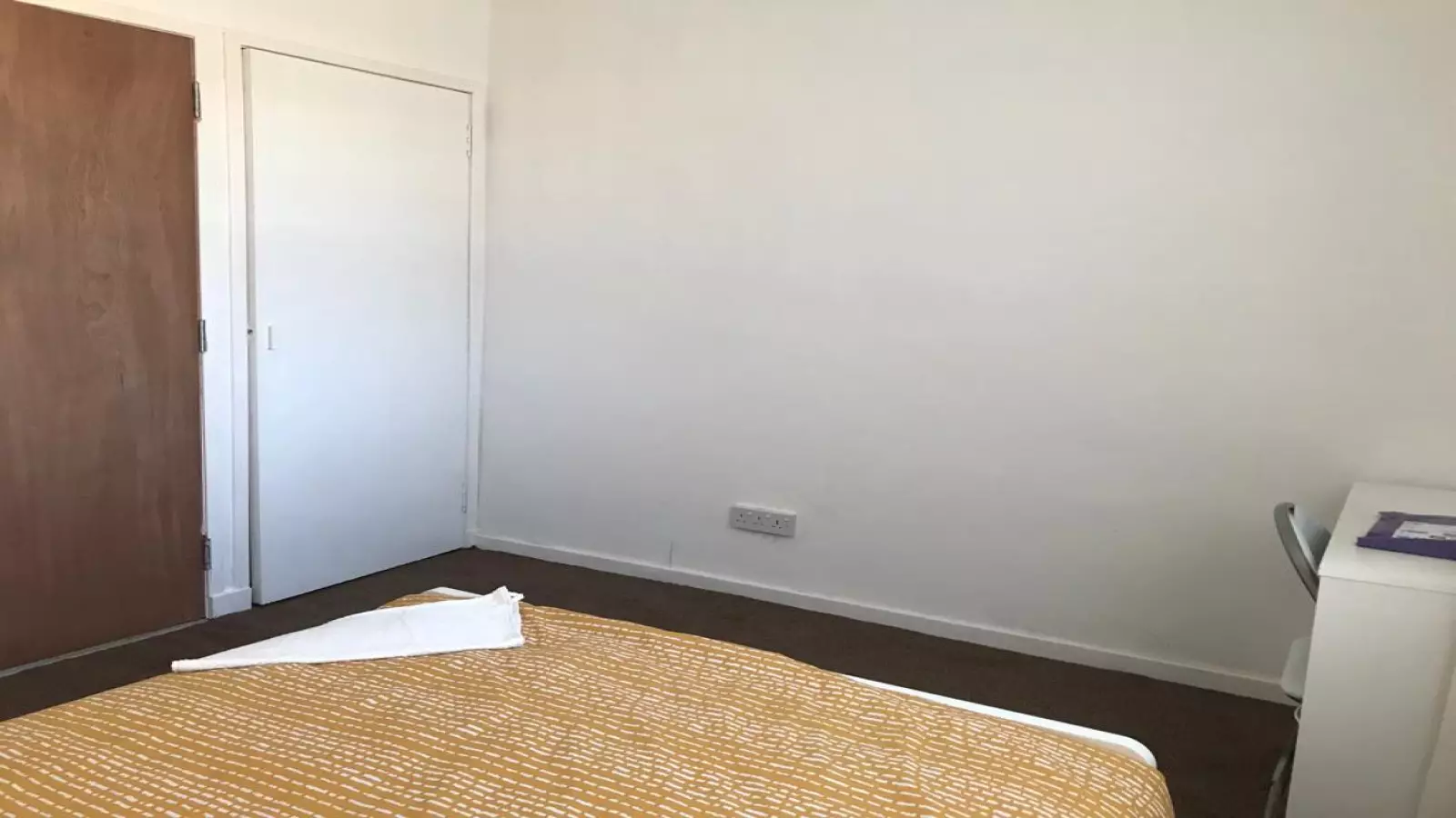 Flat Claverhouse Drive in City of Edinburgh