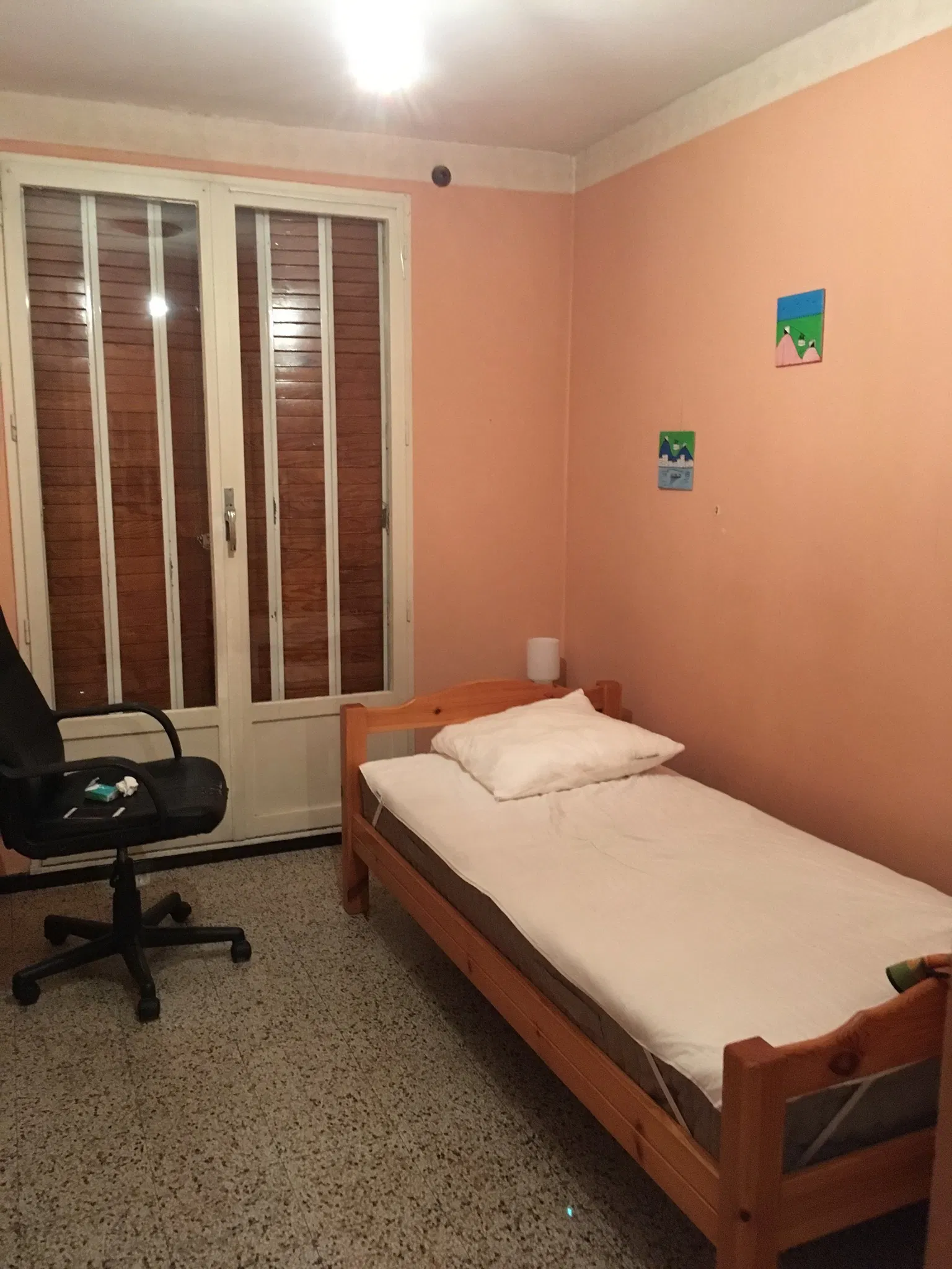 Room Route de Lyon in Avignon