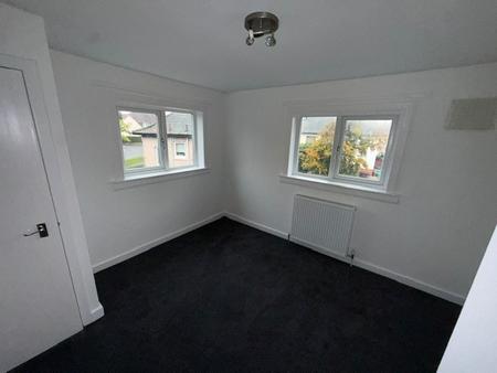 Flat Adamson Avenue in Kirkcaldy