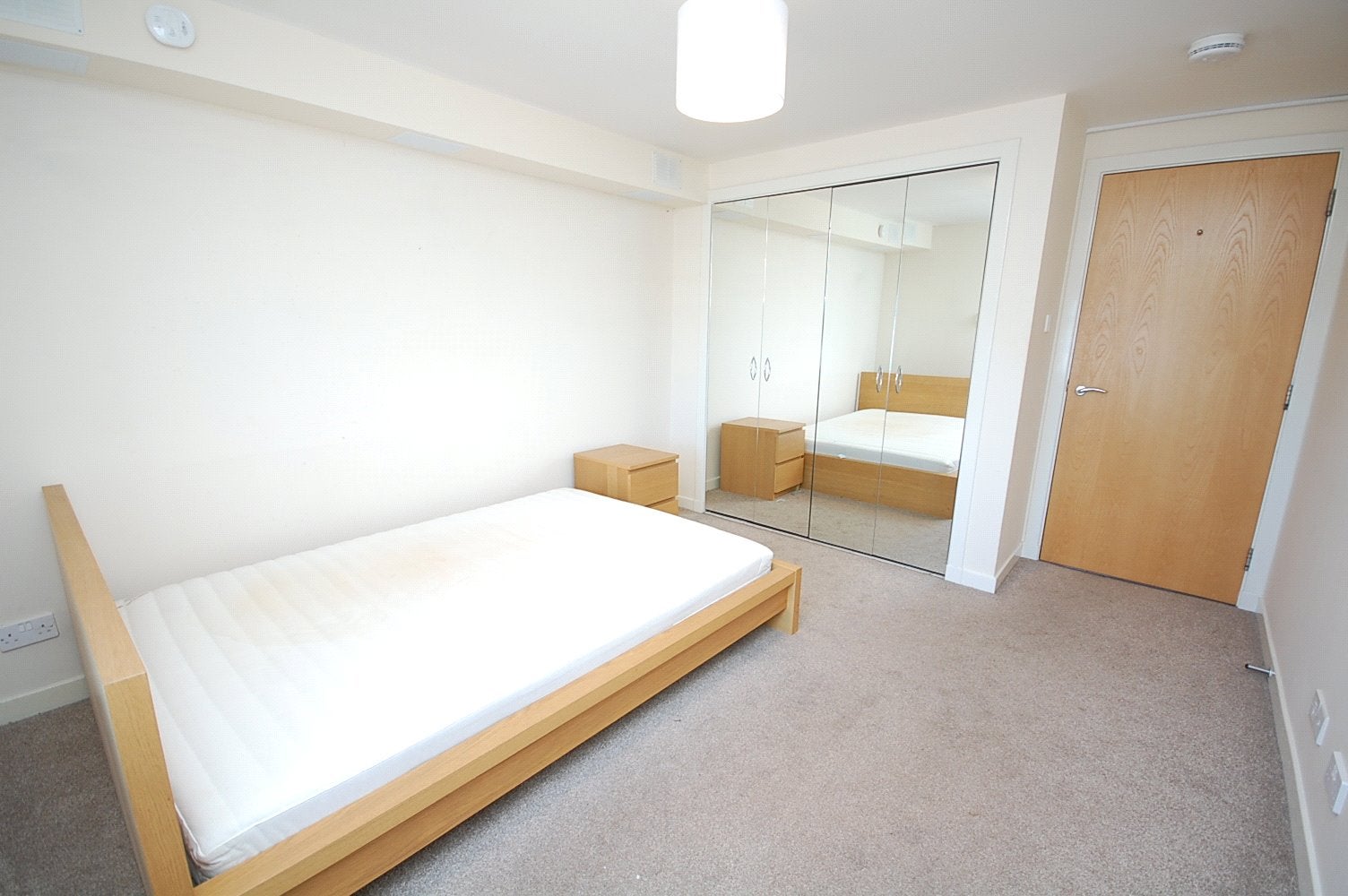 Room Affleck Street in Aberdeen City
