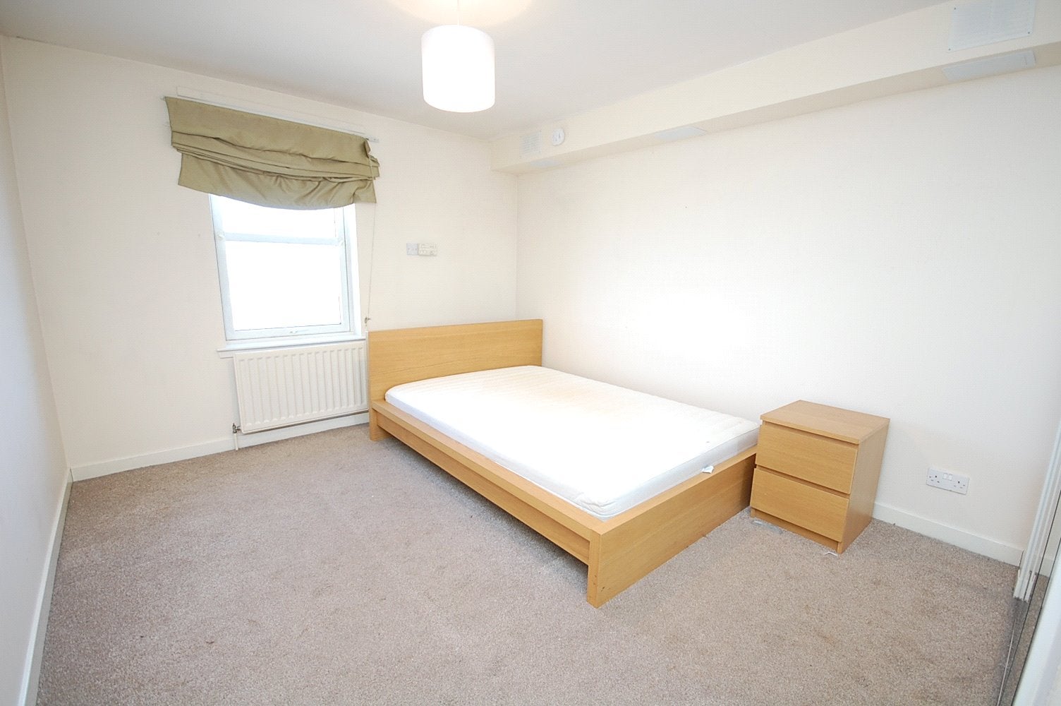 Room Affleck Street in Aberdeen City