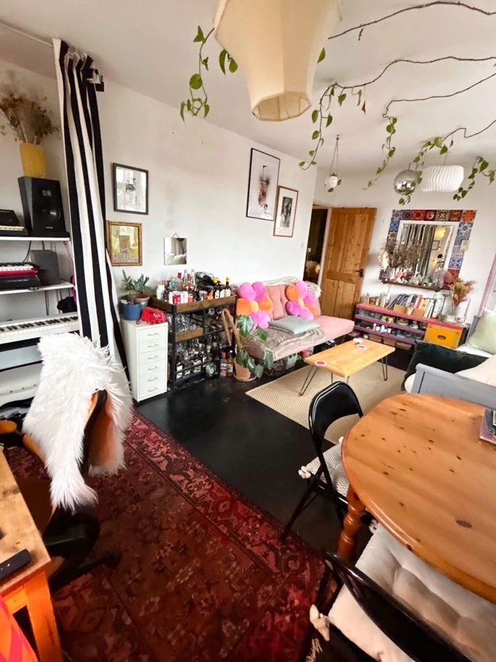 Flat Amhurst Road in Greater London