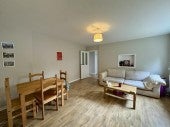 Flat Calder Court in Maidenhead