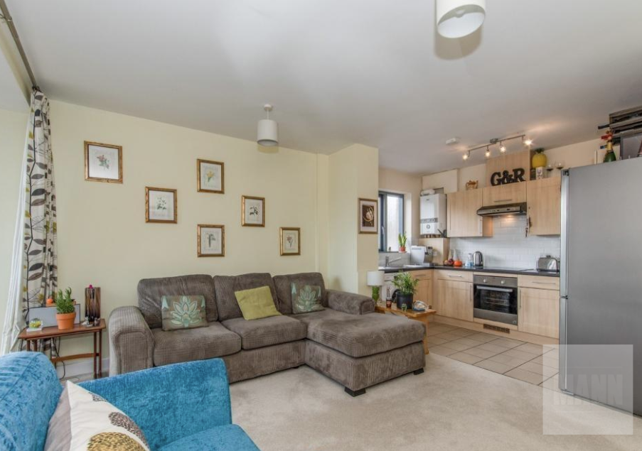 Flat Clarence Row in Gravesham