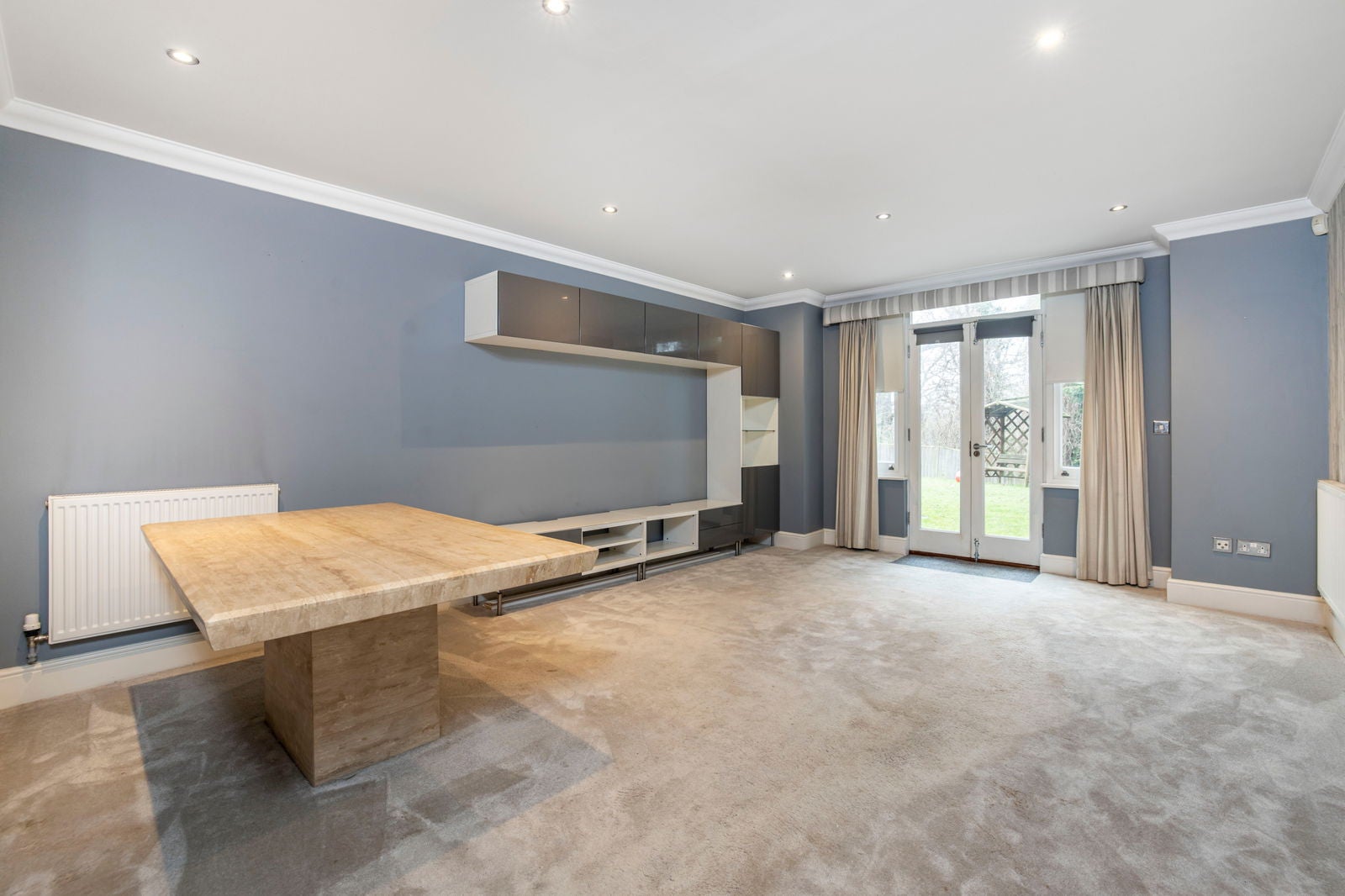 Flat Beckenham Lane in Greater London