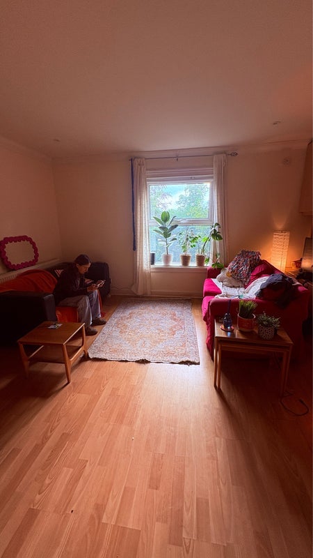 Flat Westfield Terrace in Leeds