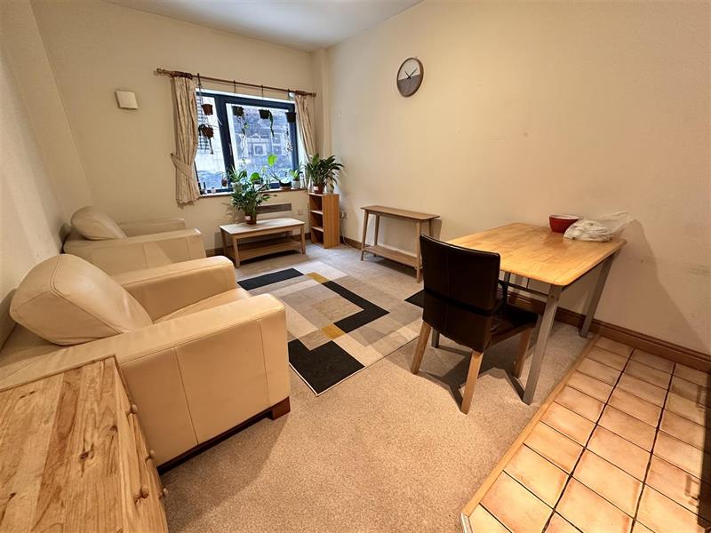 Flat Piccadilly Place in Manchester