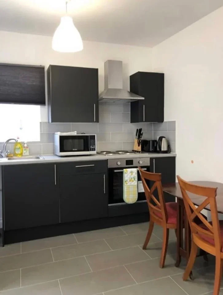 Flat Dagmar Road in Greater London