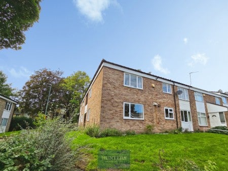 Flat Leahurst Crescent in Birmingham