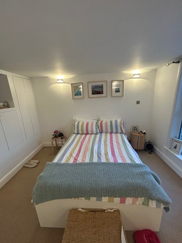 Room Derby Road in Greater London