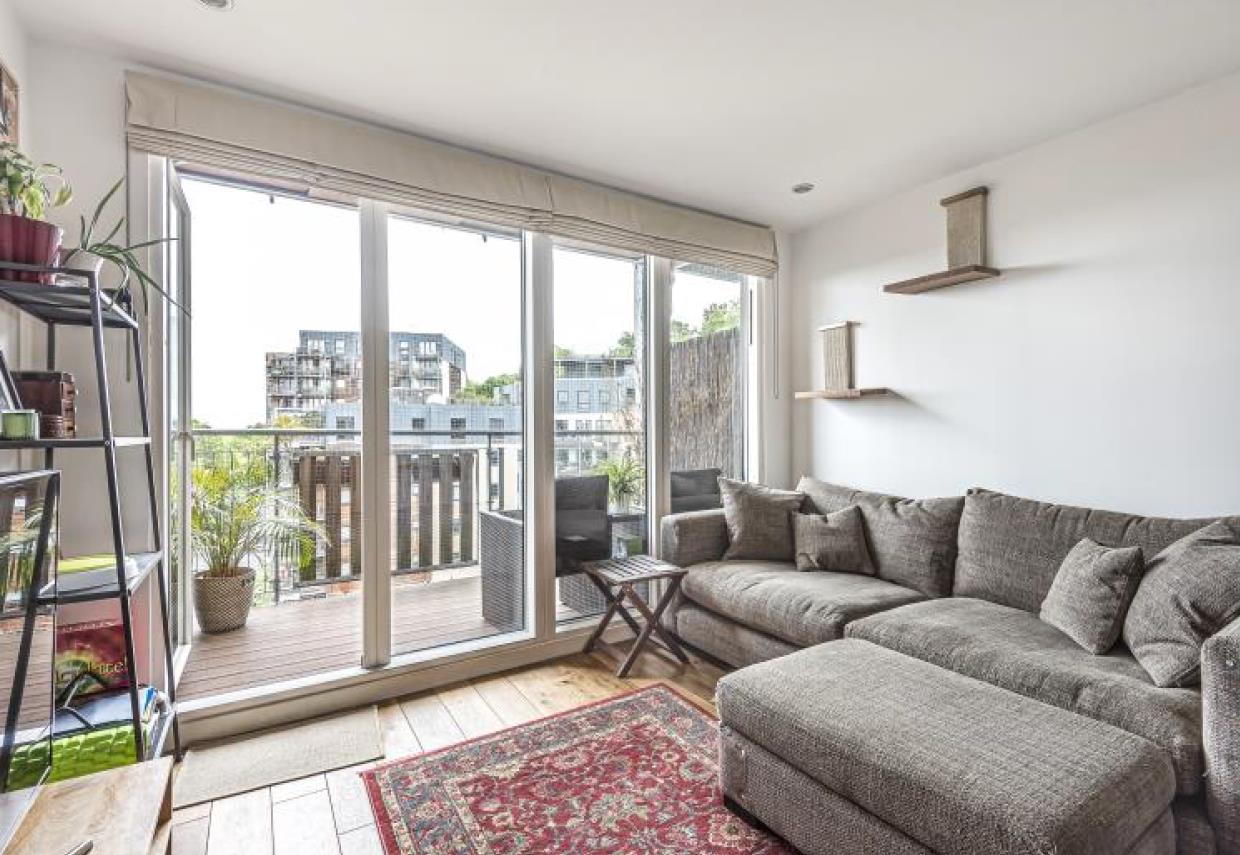 Flat Restell Close in Greater London
