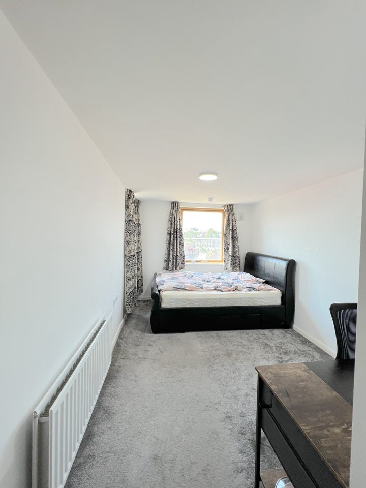 Room St. Pancras Way in Greater London