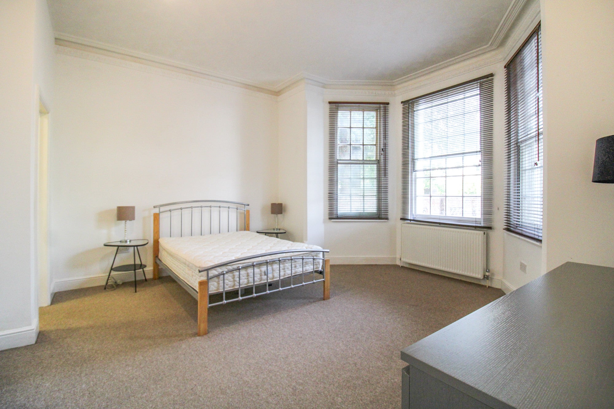 Room Alexandra Road in Rushmoor