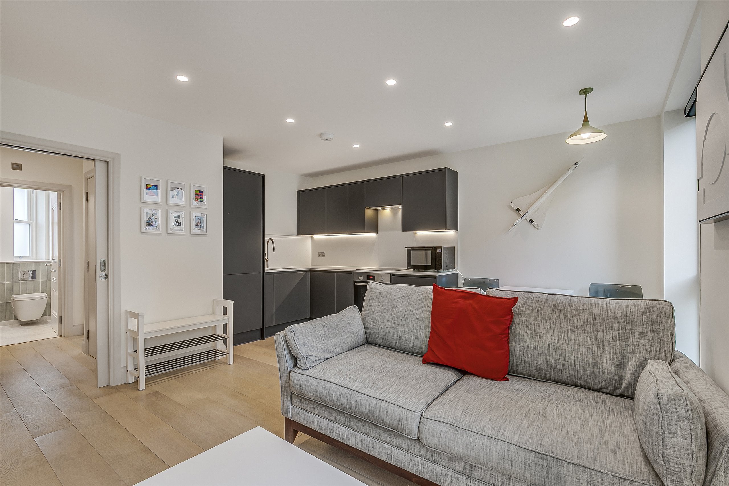 Flat Alderbrook Road in Greater London