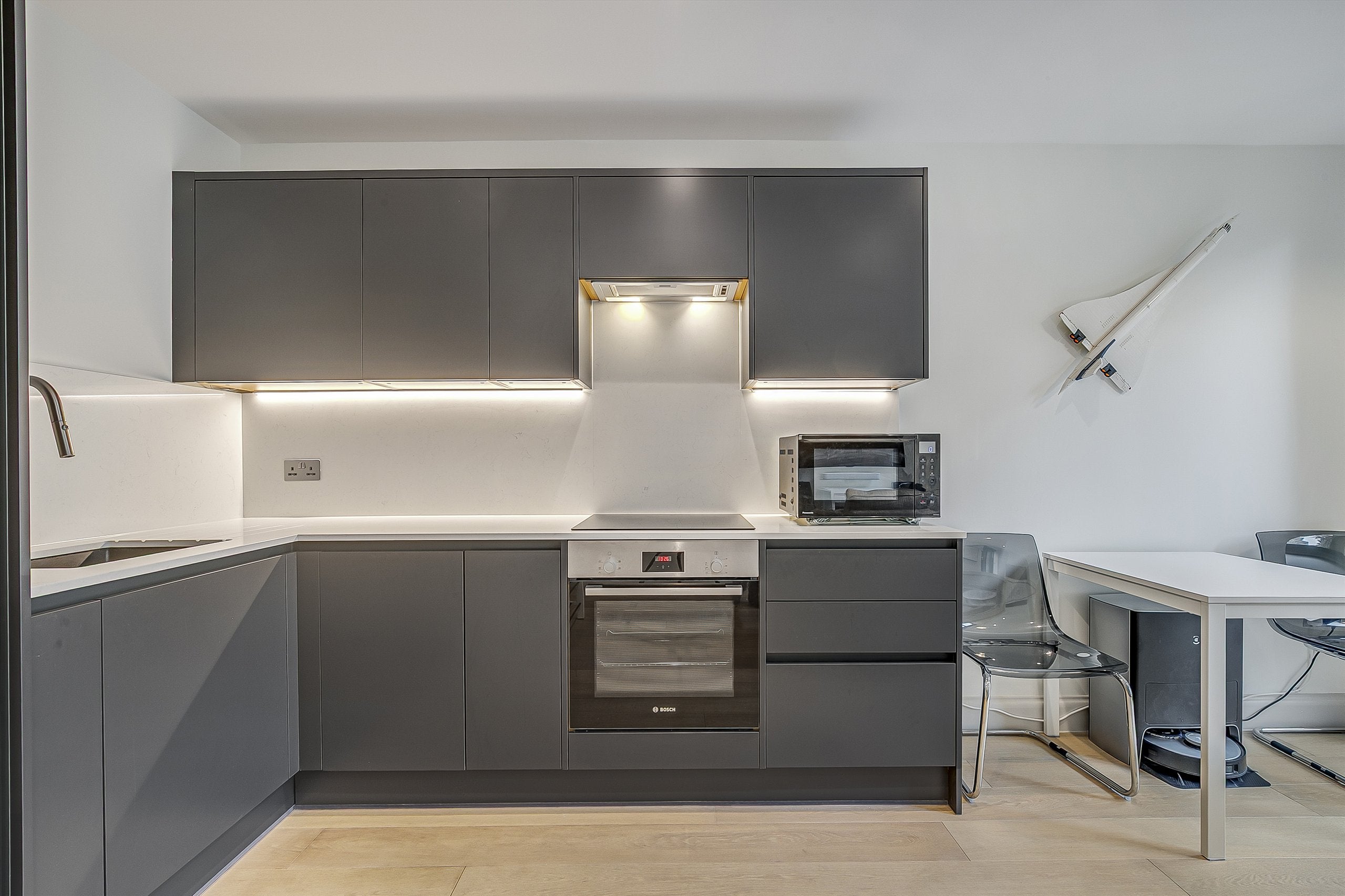 Flat Alderbrook Road in Greater London