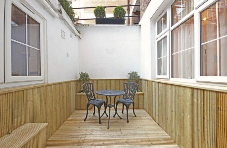 Flat Hertford Street in City of Westminster