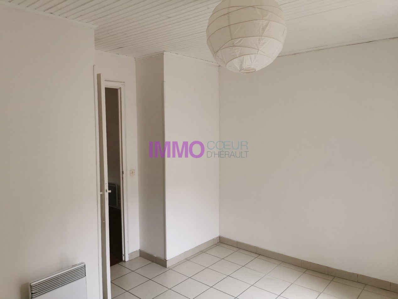 Flat Rue Doyen René Gosse in Clermont-l'Hérault