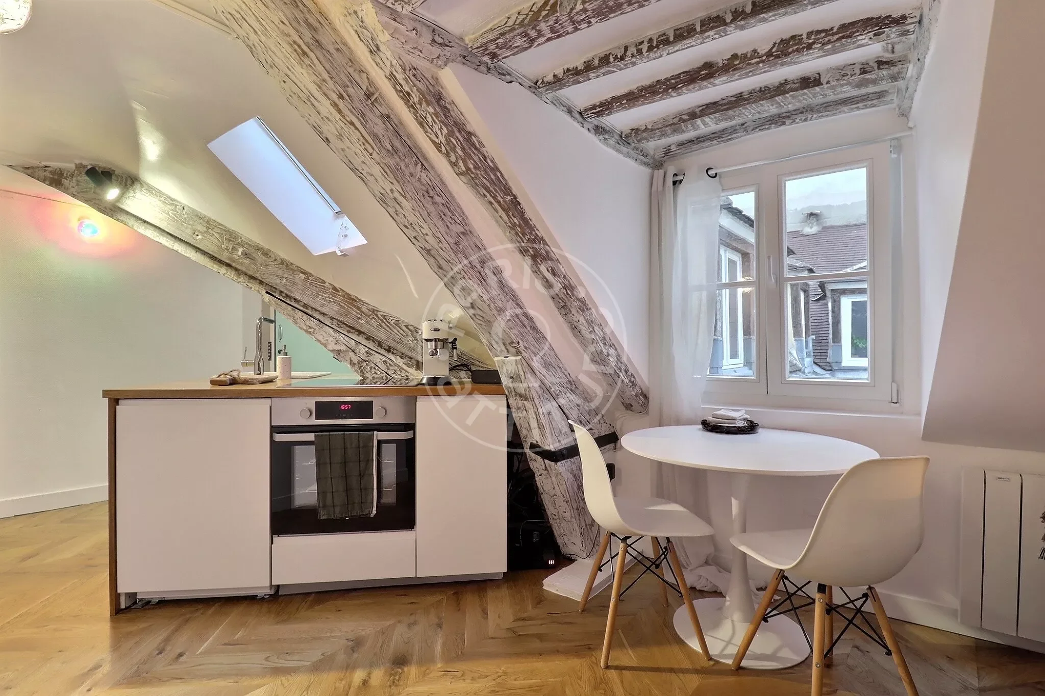 Flat Rue de l'Échiquier in Paris