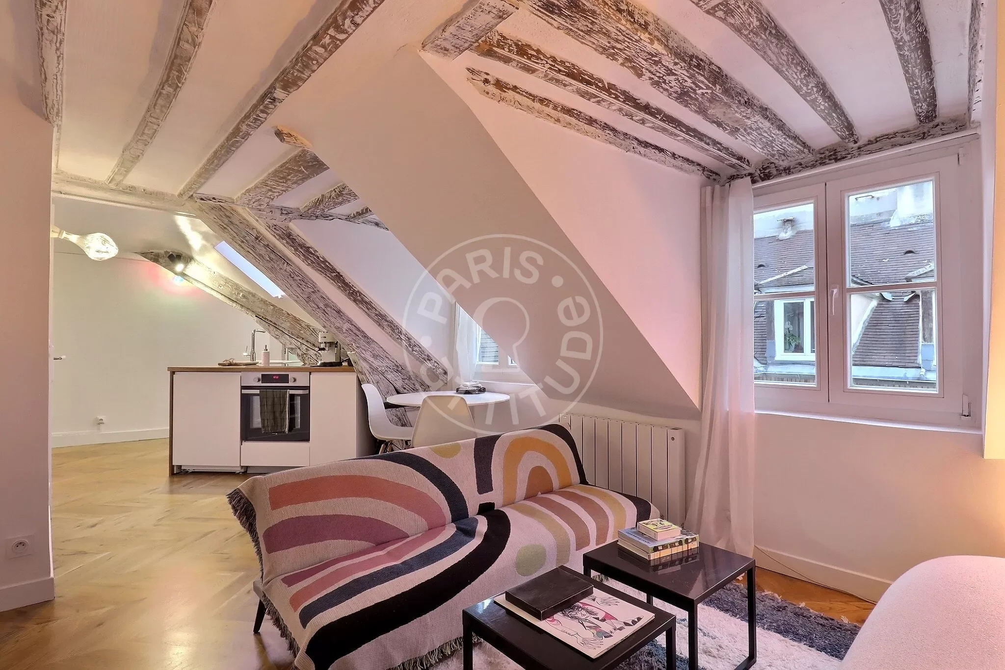Flat Rue de l'Échiquier in Paris