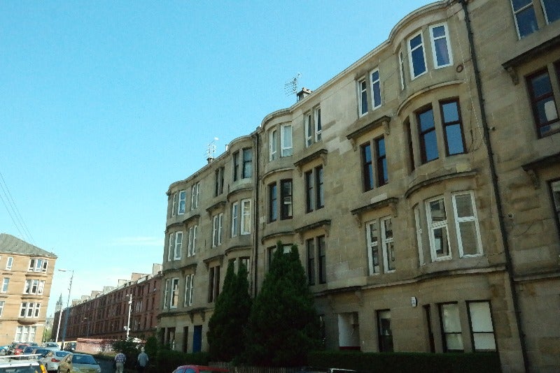 Flat Lawrie Street in Glasgow