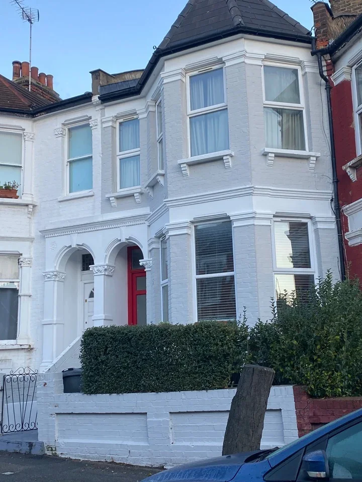 Flat Seymour Road in Greater London