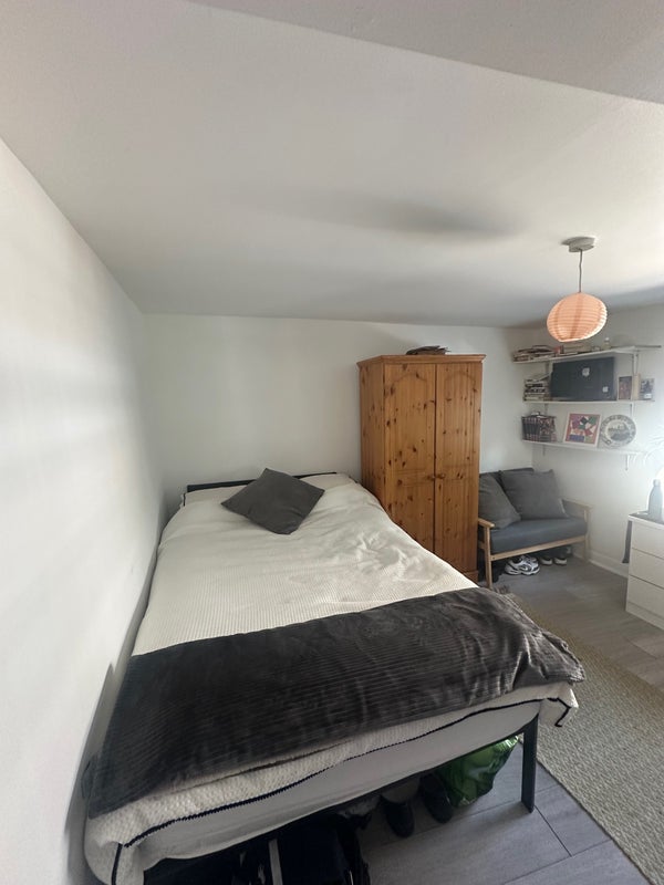 Room Bethnal Green Road in Greater London
