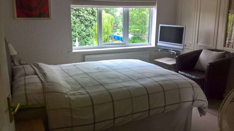 Room Whitehouse Common Road in Birmingham