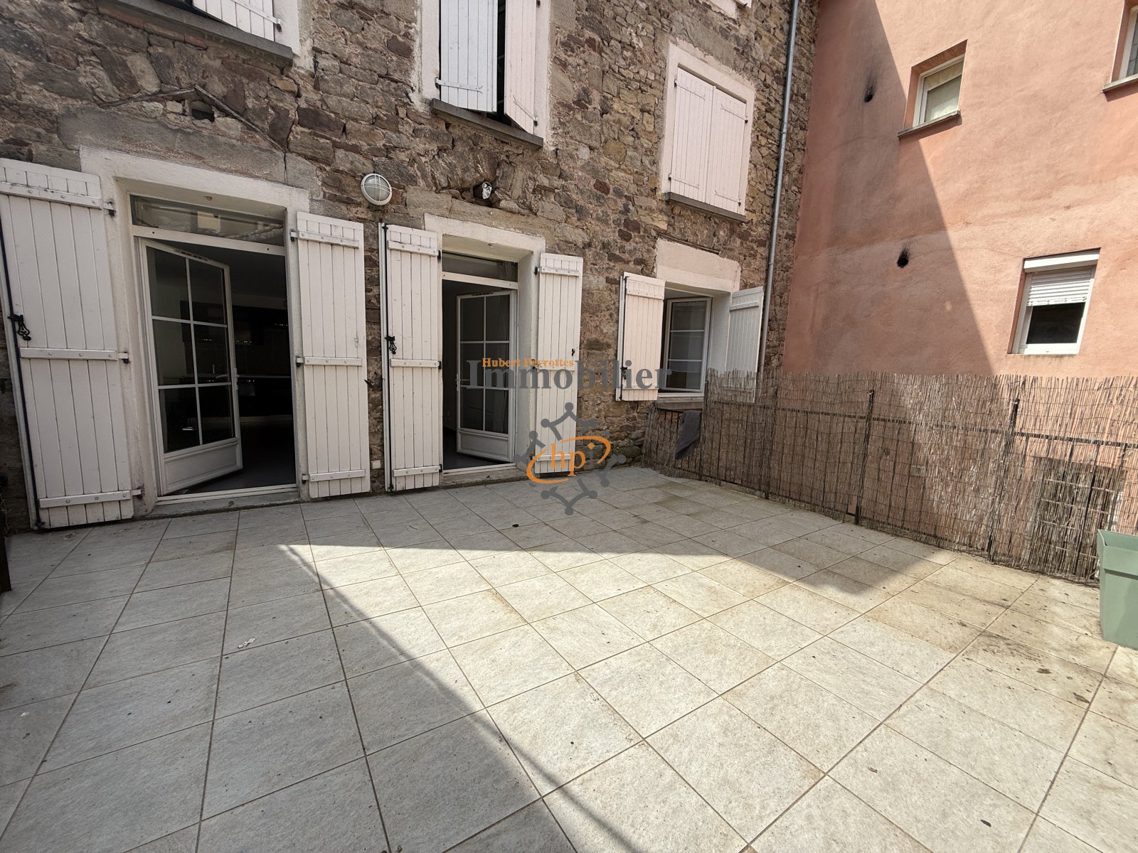 Appartement Place de l'Église à Saint-Affrique