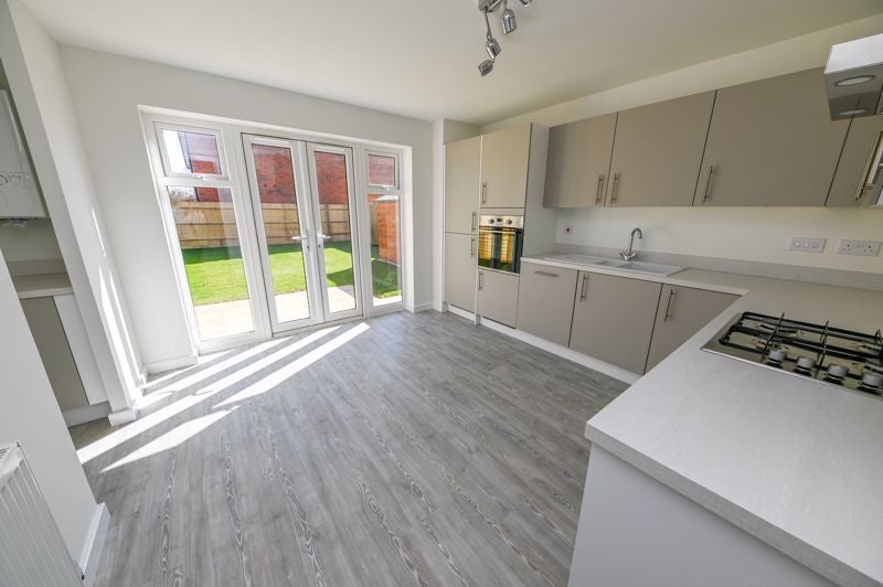 House Laxton Leaze in Winchester