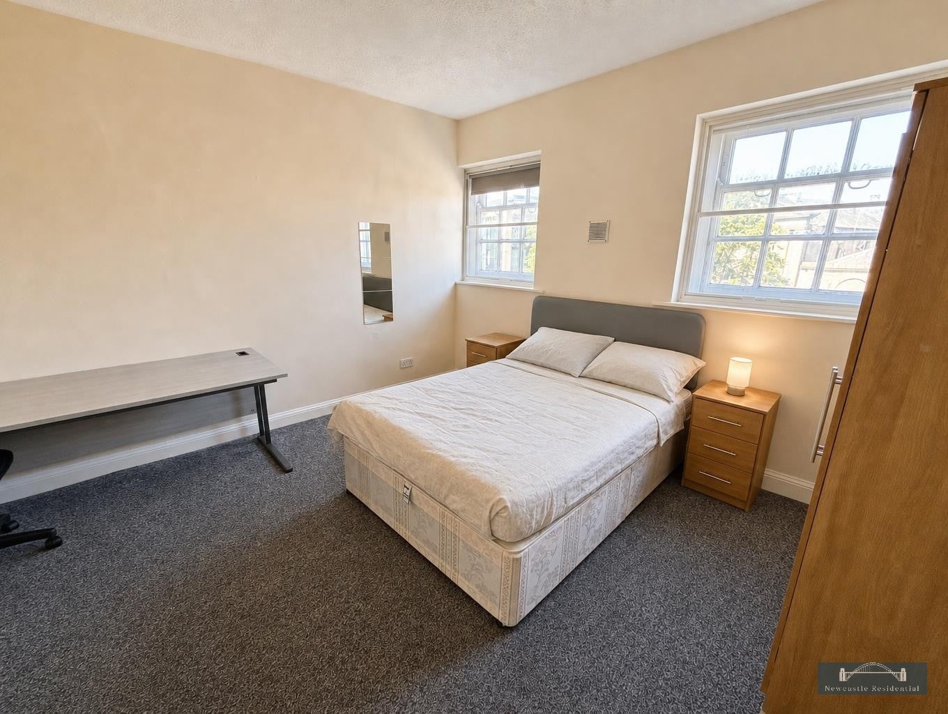 Flat Westgate Road in Newcastle upon Tyne