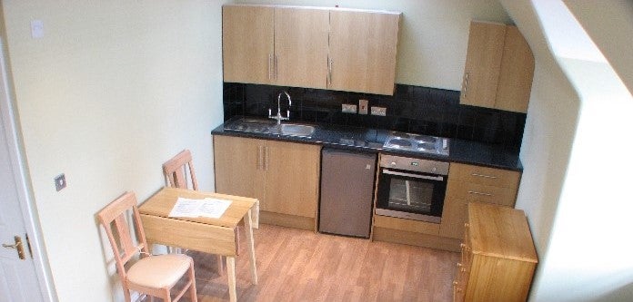 Flat Matheson Road in Greater London