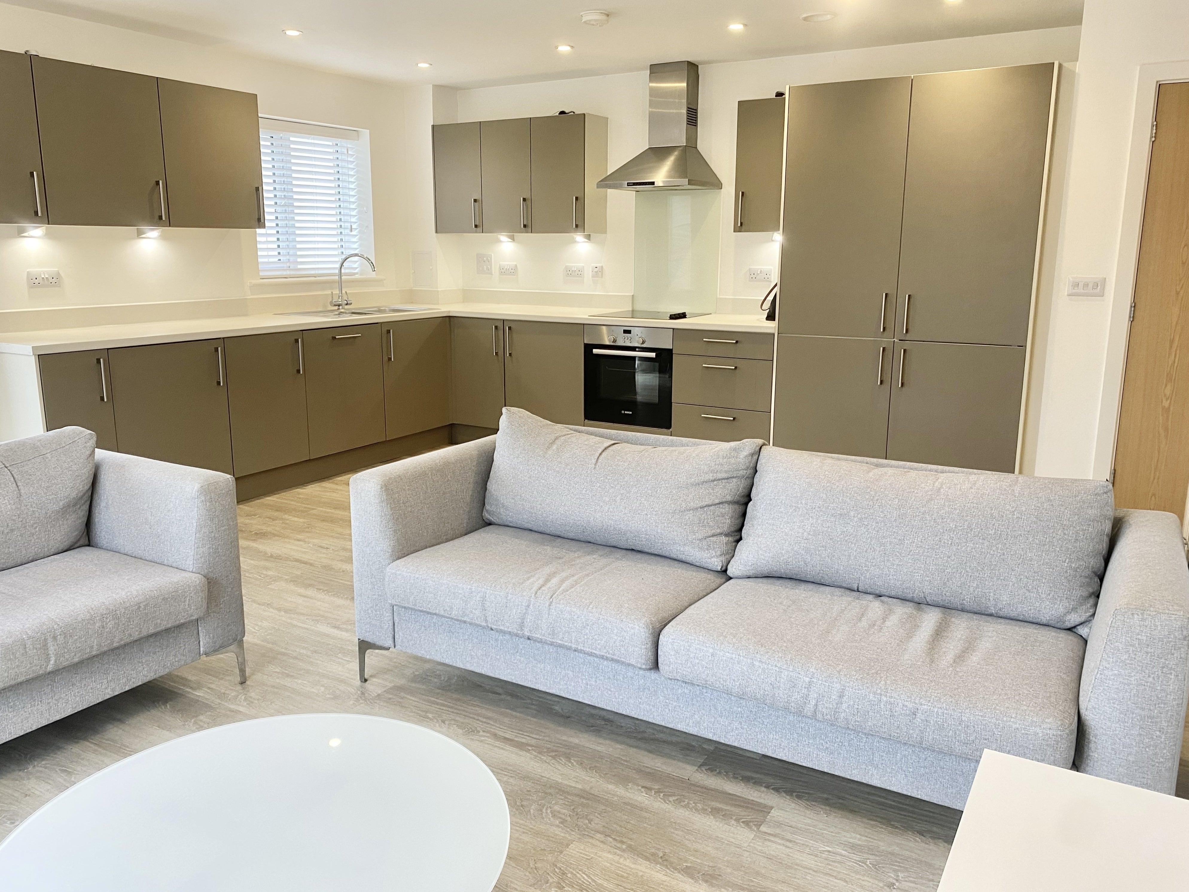 Flat Holmbush Mews in Horsham
