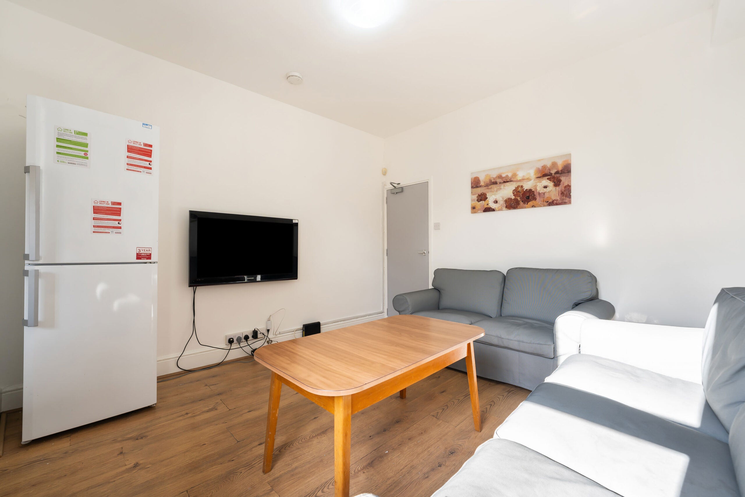 Room Harrow Road in Birmingham