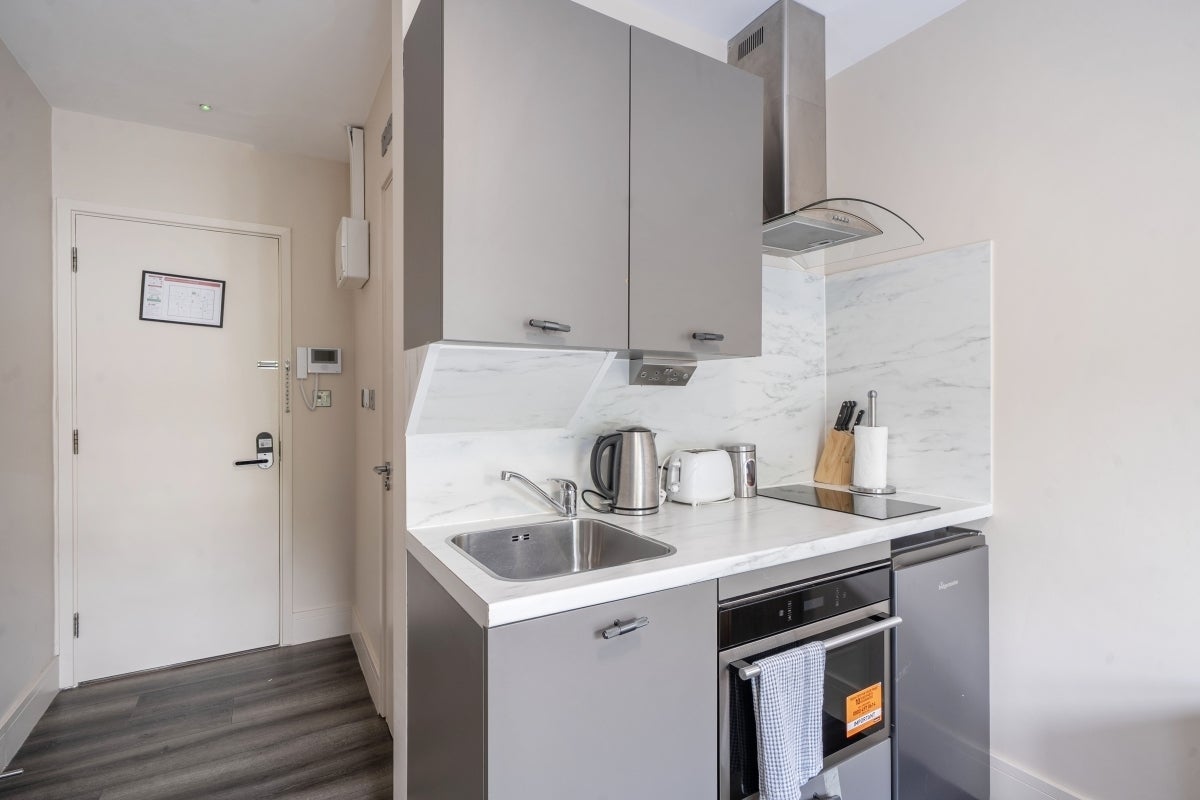 Flat Sutherland Avenue in City of Westminster