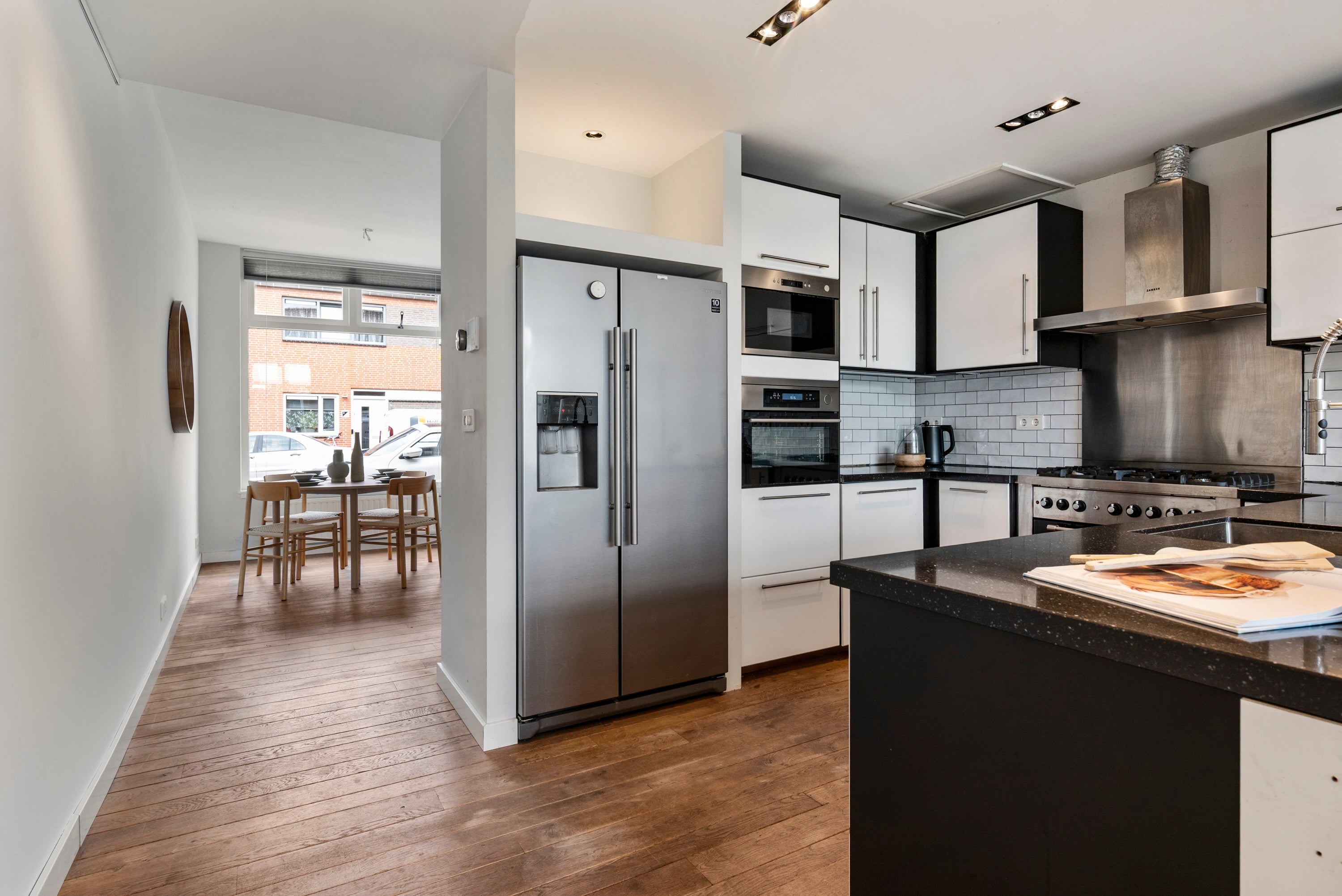 Hoekwoning te koop: Potgieterstraat 1, Haarlem