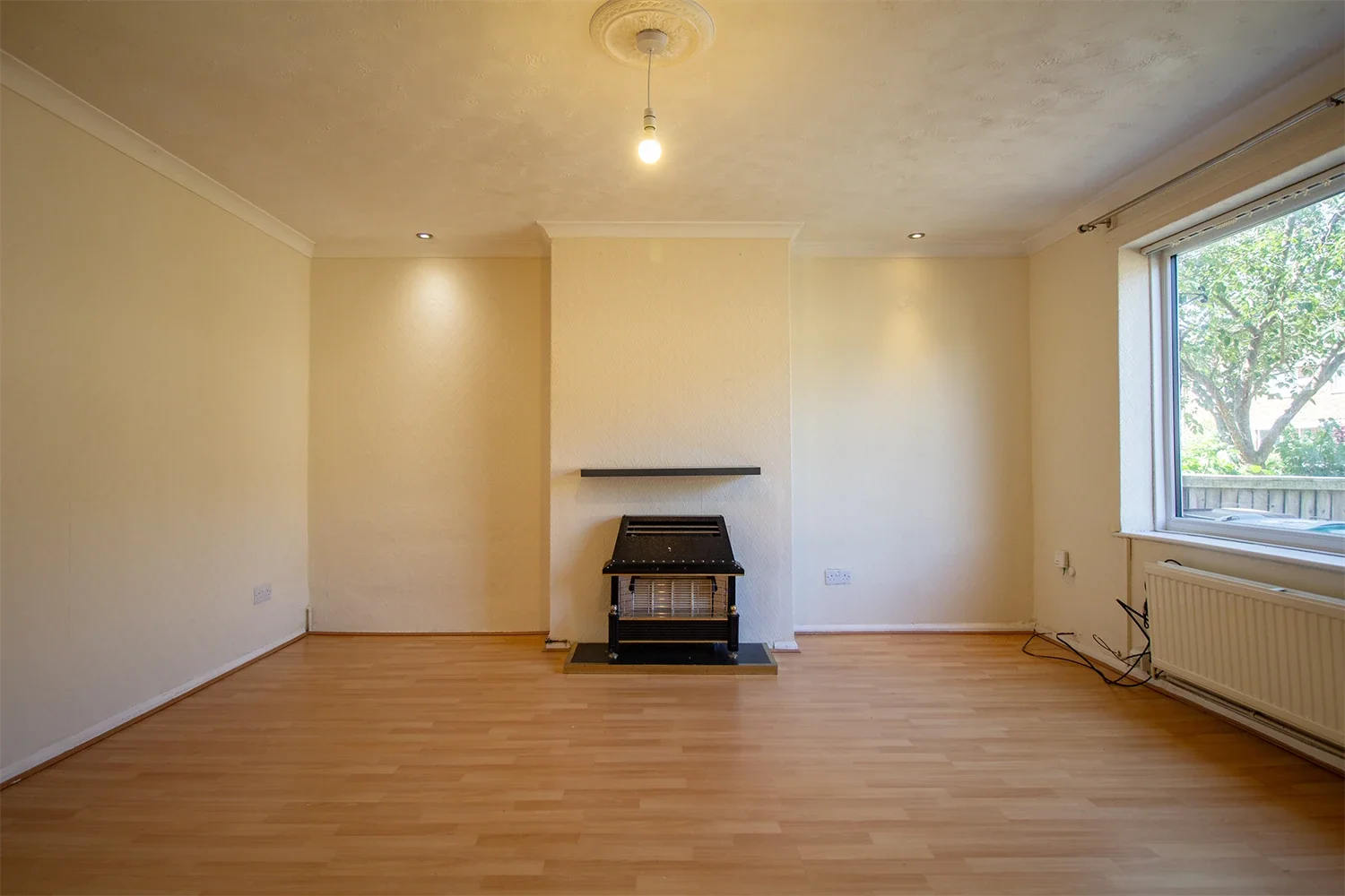 House Listowel Crescent in Nottingham