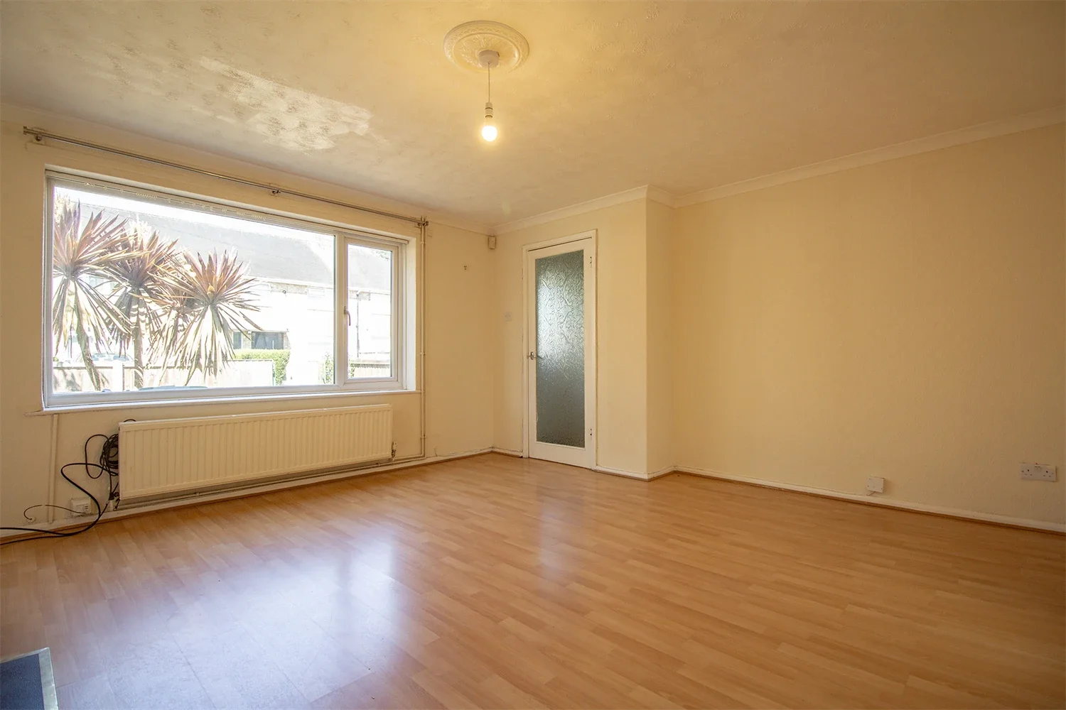 House Listowel Crescent in Nottingham