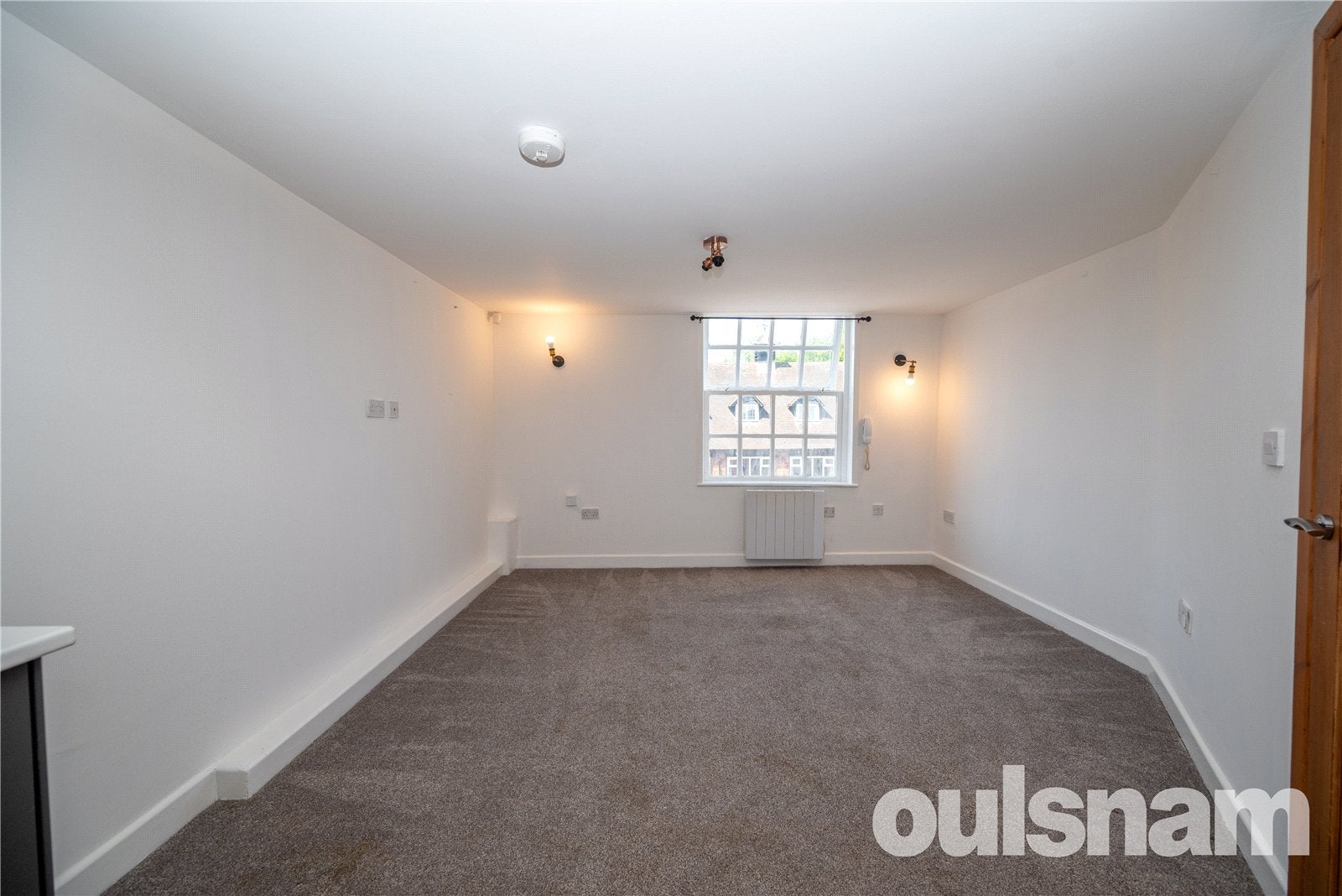 Flat Blythes Way in Bromsgrove