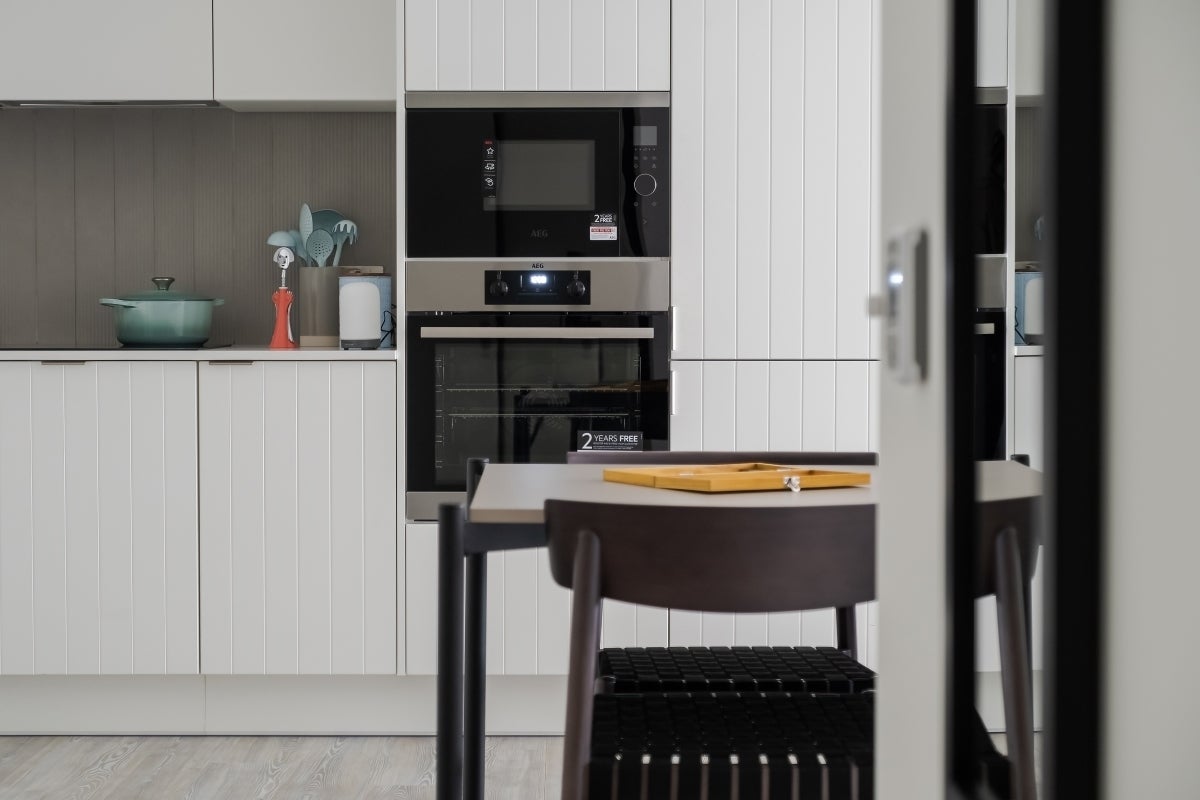 Flat Cherry Park Lane in Greater London